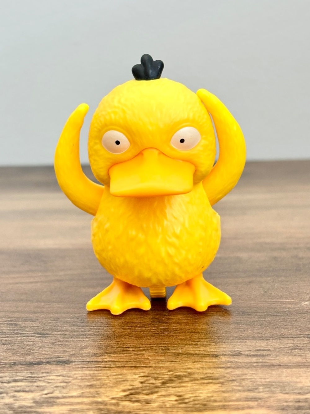 Pokémon Detective Pikachu Rolling Psyduck Toy Figure Burger King 2019 Topper